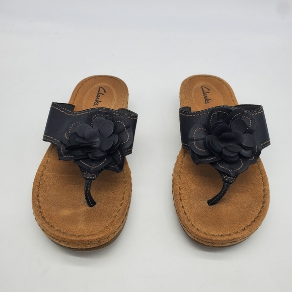 Clarks Shoes Womens 8M Brynn Style  Comfort Insole Leather Thong Sandals - Picture 8 of 9